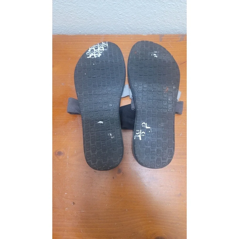 Sanuk Yoga Sling 2‎ Sandals Womens 8 Black Grey Fabric Thong Yoga Mat 1095405